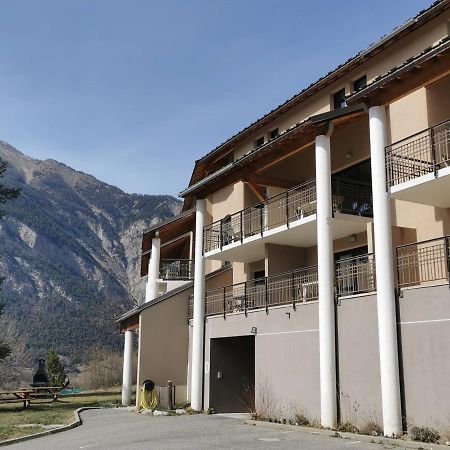 Studio 4 Personnes Avec Piscine Et Sauna - Residence Chateau Des Magnans - Jausiers - Fr-1-165B-45 Exterior foto