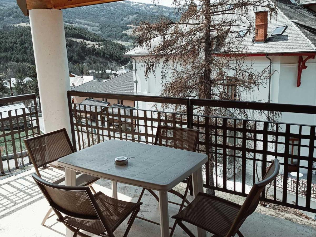 Studio 4 Personnes Avec Piscine Et Sauna - Residence Chateau Des Magnans - Jausiers - Fr-1-165B-45 Exterior foto